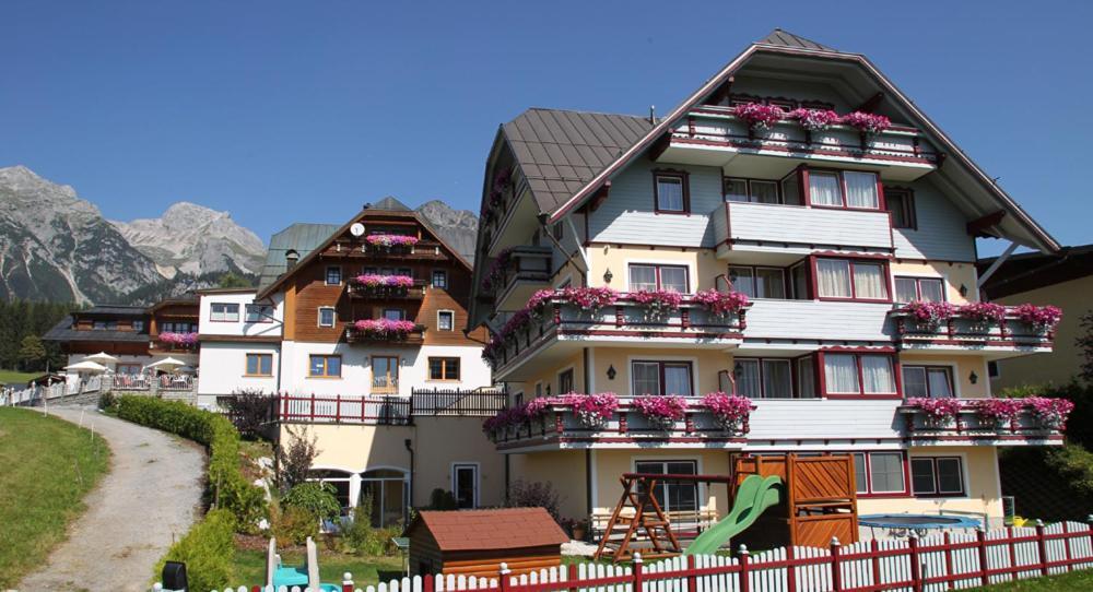 Hotel Neuwirt Рамзау Экстерьер фото